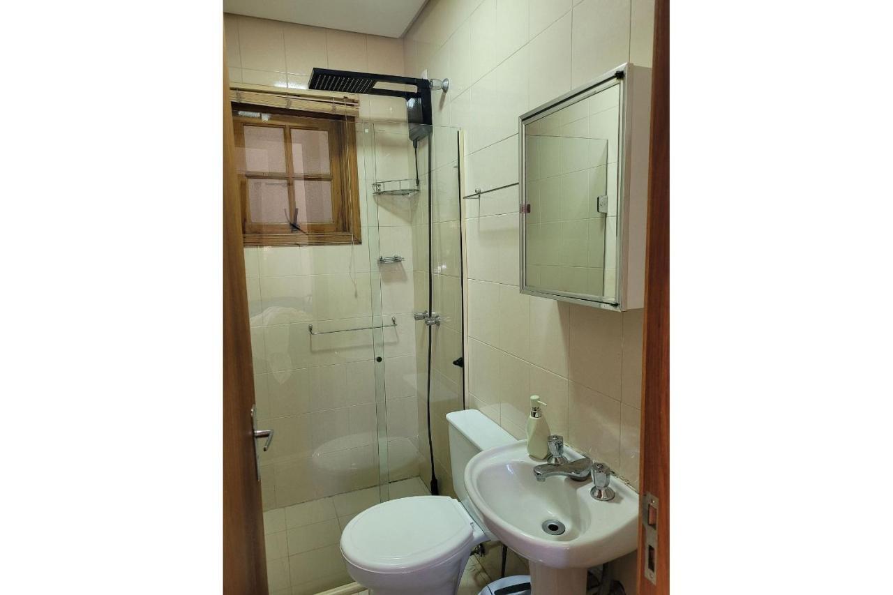 Ap. De 4 Quartos Com Ar A 150M Da Rua Coberta กรามาโด ภายนอก รูปภาพ